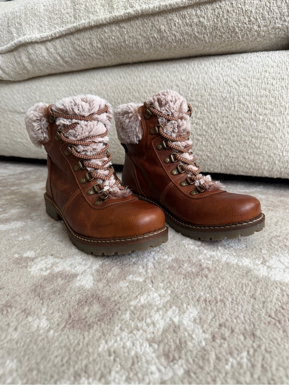 Avellini Brown Leather Faux Fur Lined Lace Up Hiker Boots Sz 38 US 7.5